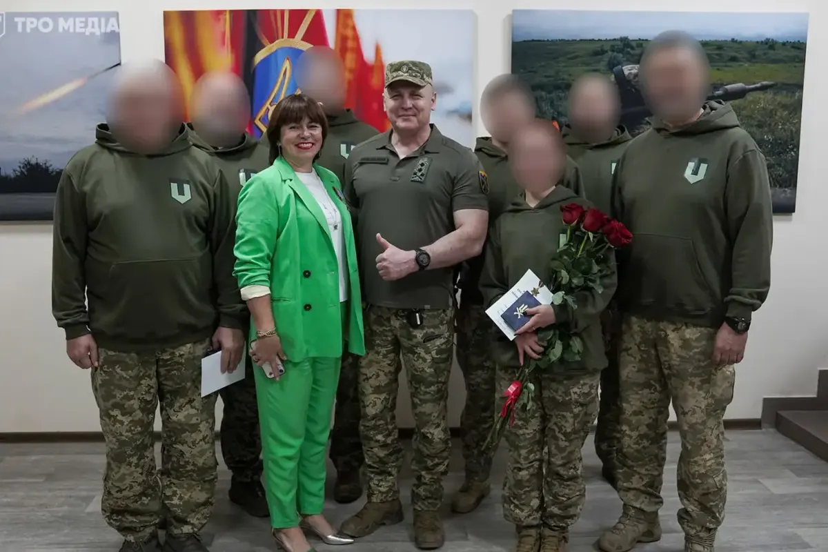 Ігор Плахута привітав розвідників Сил ТРО та вручив нагороди