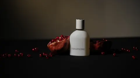 Parfum Büro випустив колекцію M3 | myth: вісім ароматів за архетипами грецьких б