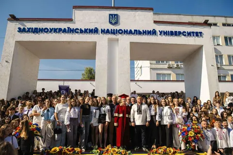 60 років ЗУНУ: у Тернополі урочисто зустріли першокурсників