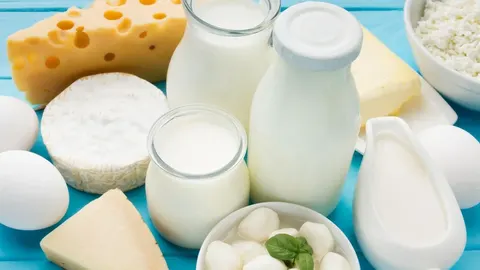 Молочні продукти, яйця та м'ясо: що і чому дорожчатиме в Україні