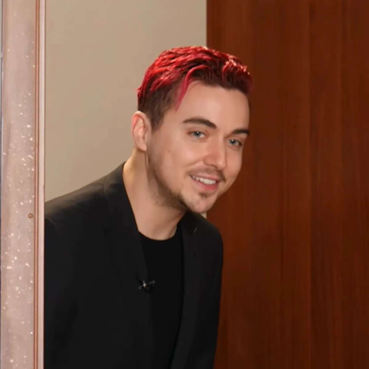 MÉLOVIN випустив «Слухай бас»: пісня про право бути собою
