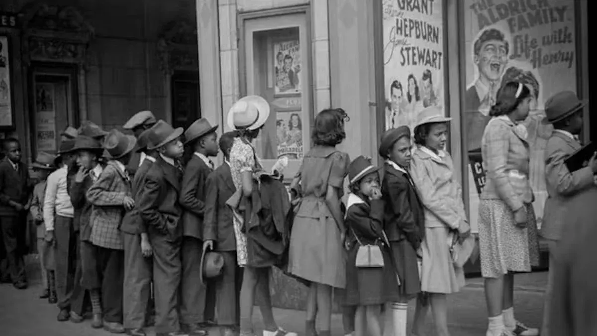 Планшет у 1941 році? Інтернет сперечається про фото з Чикаго