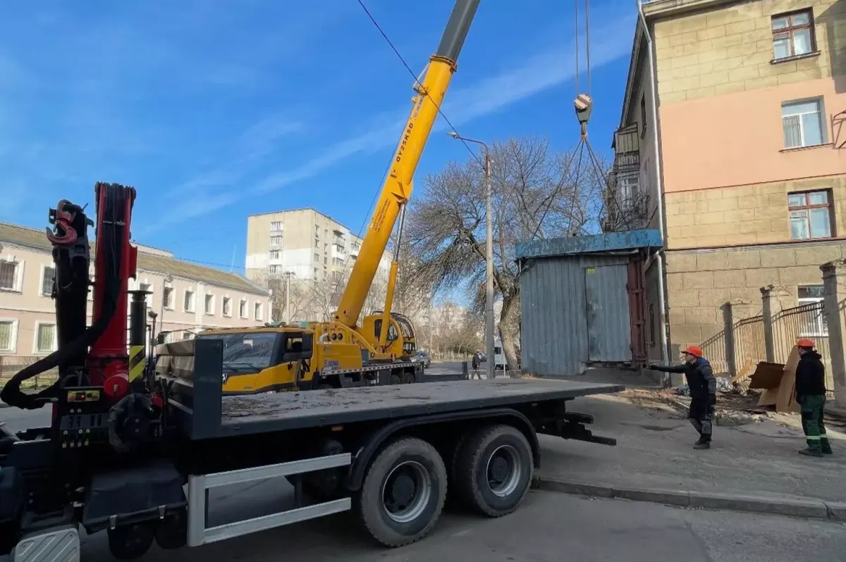 У Миколаєві демонтують чотири споруди, встановлені без дозволів