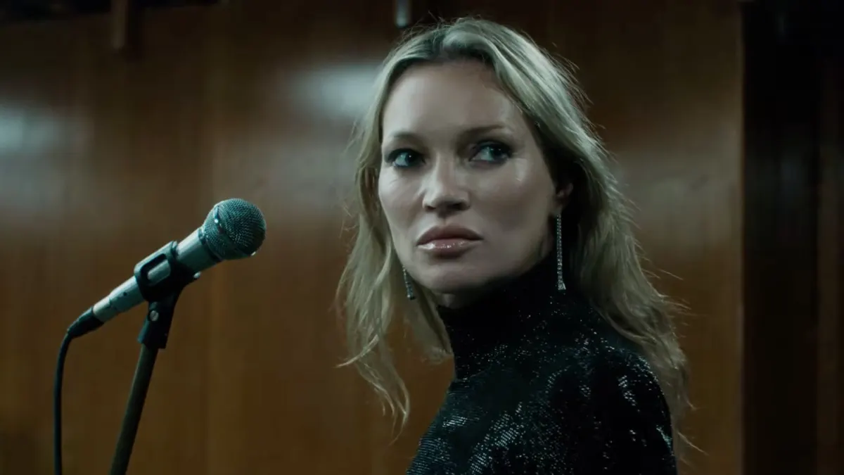 Кейт Мосс у новій кампанії Gucci: ліпсінг під Wicked Game