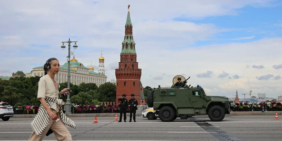 Цукор, курятина і гречка в РФ стрімко дорожчають: що відбувається